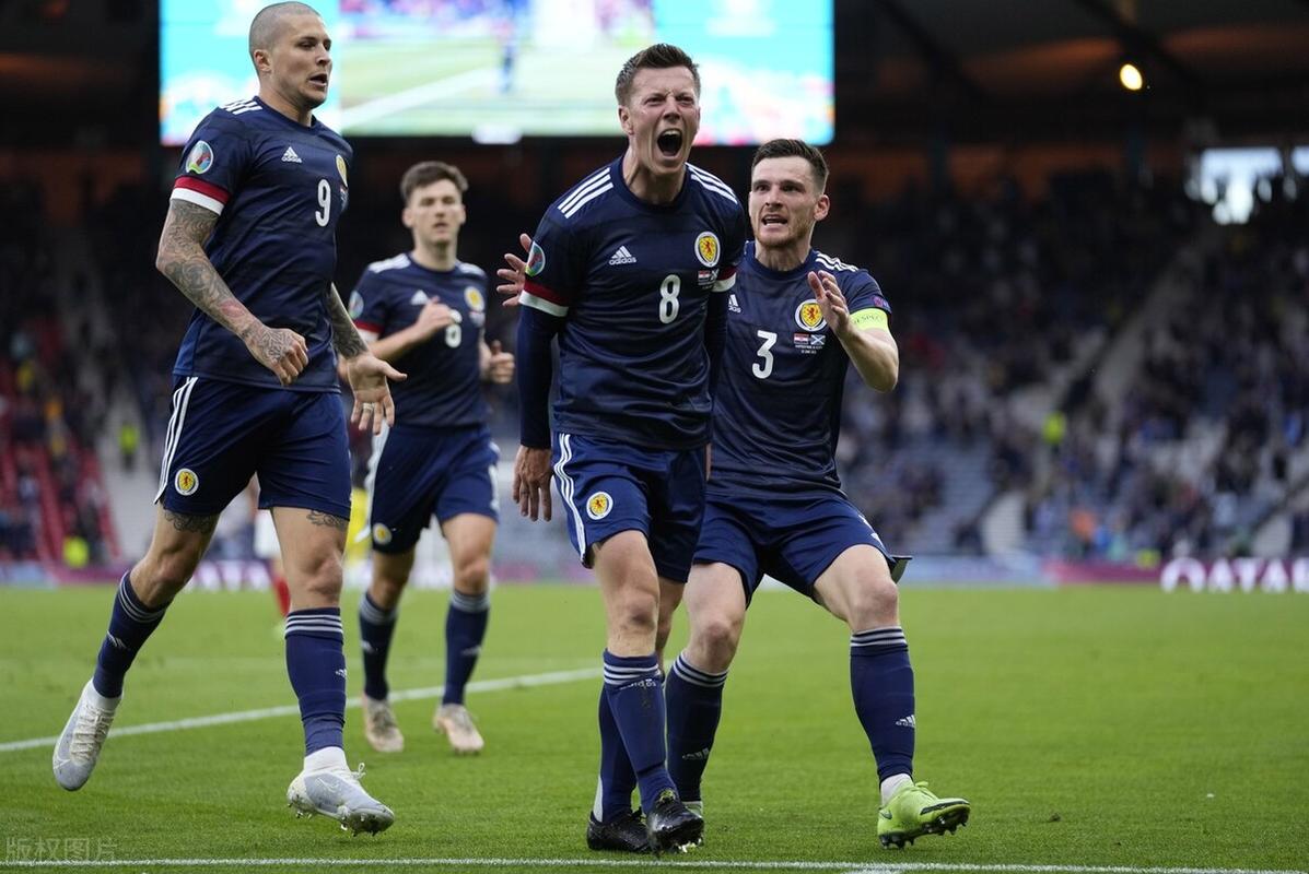 克罗地亚3-1胜苏格兰 小组出线